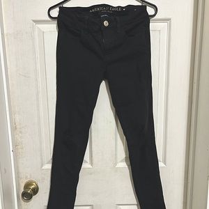 American Eagle ripped, black skinny jeans. Great condition!